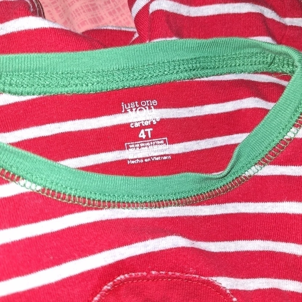 Carter kids 2 piece nightsuit size 4T